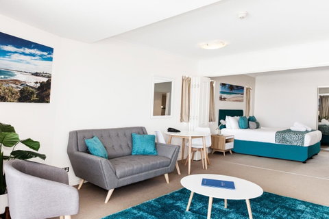Ocean Views Resort Caloundra - Accommodation Adelaide 36