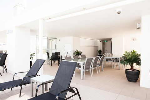 Ocean Views Resort Caloundra - Accommodation Adelaide 5
