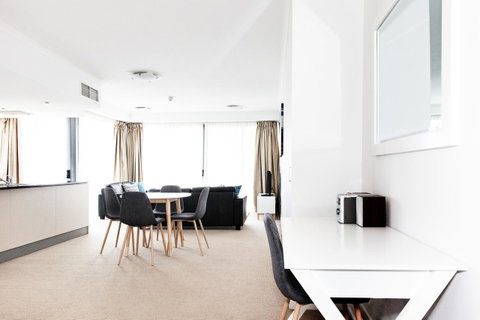 Ocean Views Resort Caloundra - Accommodation Adelaide 41