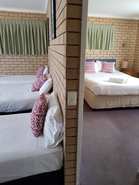Twin Pines Motel - Accommodation Adelaide 7