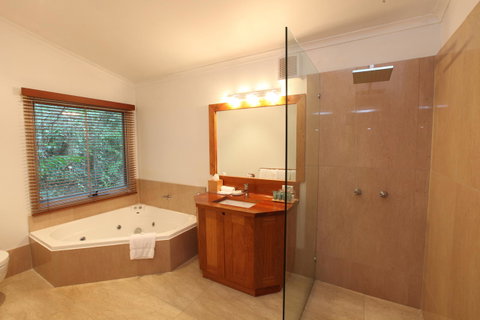 Silky Oaks Lodge - Accommodation Adelaide 14