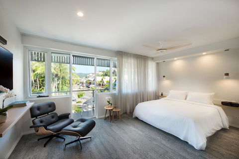 Heart Hotel And Gallery Whitsundays - Accommodation Adelaide 0