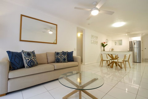 The White House Port Douglas - Accommodation Adelaide 2