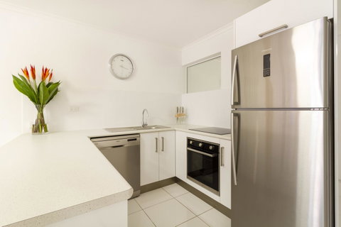 The White House Port Douglas - Accommodation Adelaide 11