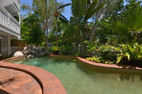 The White House Port Douglas - Accommodation Adelaide 17