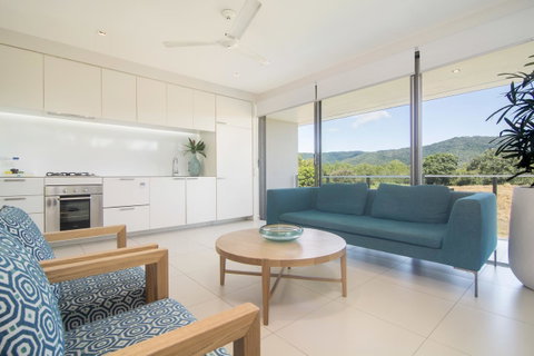 Pool Resort Port Douglas - Accommodation Adelaide 13