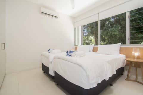 Pool Resort Port Douglas - Accommodation Adelaide 33