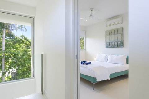 Pool Resort Port Douglas - Accommodation Adelaide 24