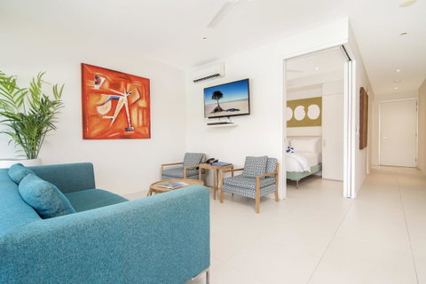 Pool Resort Port Douglas - Accommodation Adelaide 32