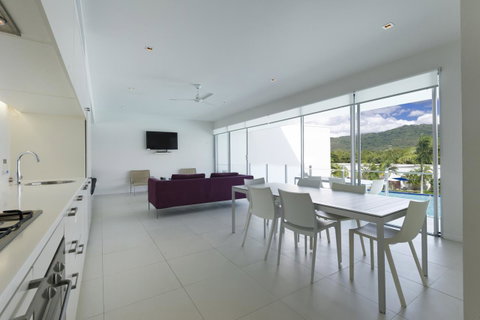 Pool Resort Port Douglas - Accommodation Adelaide 20