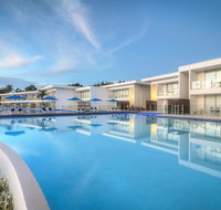 Pool Resort Port Douglas - Accommodation Adelaide