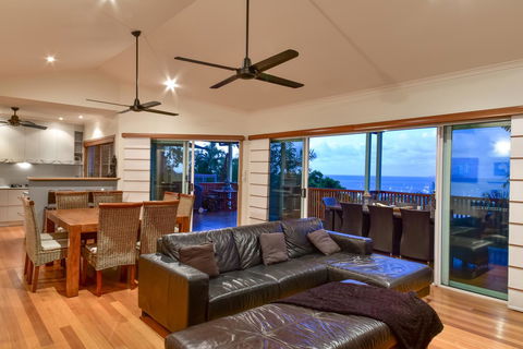 Bella Vista On Nara Pets Welcome - Accommodation Adelaide 10