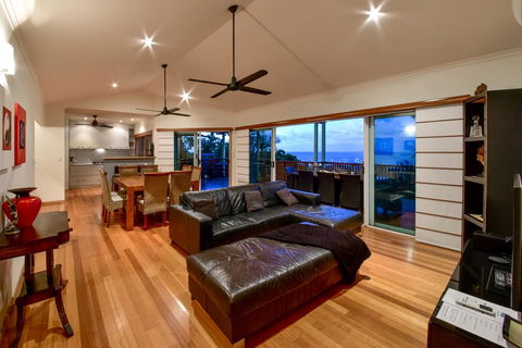 Bella Vista On Nara Pets Welcome - Accommodation Adelaide 11