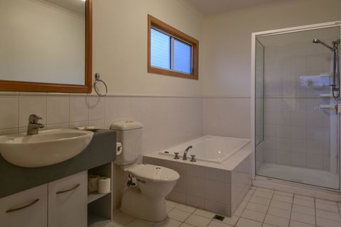 Bella Vista On Nara Pets Welcome - Accommodation Adelaide 16