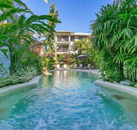 Sea Point on Trinity Beach - Accommodation Adelaide