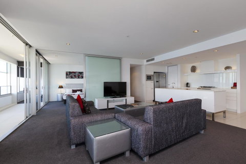 Q1 Resort & Spa - Official - Accommodation Adelaide 38