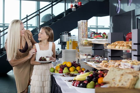 Q1 Resort & Spa - Official - Accommodation Adelaide 21