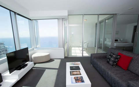 Q1 Resort & Spa - Official - Accommodation Adelaide 10