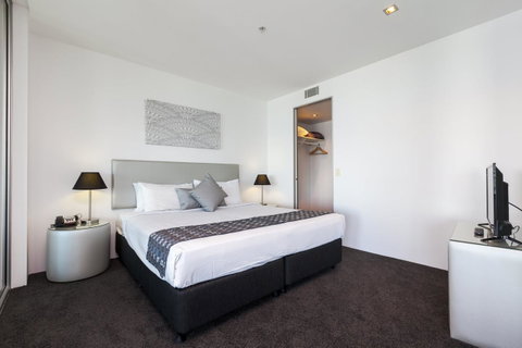 Q1 Resort & Spa - Official - Accommodation Adelaide 33