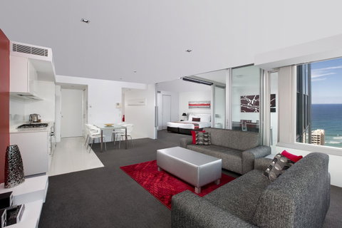 Q1 Resort & Spa - Official - Accommodation Adelaide 27