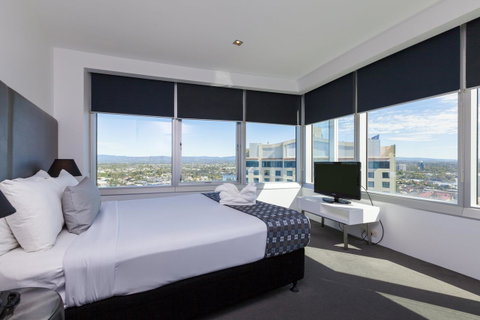 Q1 Resort & Spa - Official - Accommodation Adelaide 44