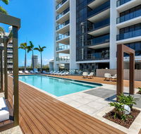 Qube Broadbeach - Accommodation Adelaide