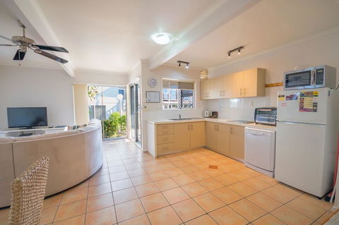 Airlie Apartments - Accommodation Adelaide 12