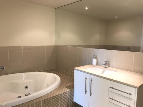 Proximity Waterfront Apartments - Accommodation Adelaide 22
