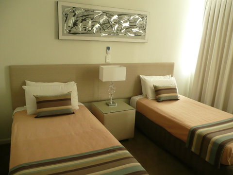 Grosvenor Beachfront Apartments Surfers Paradise - Accommodation Adelaide 20