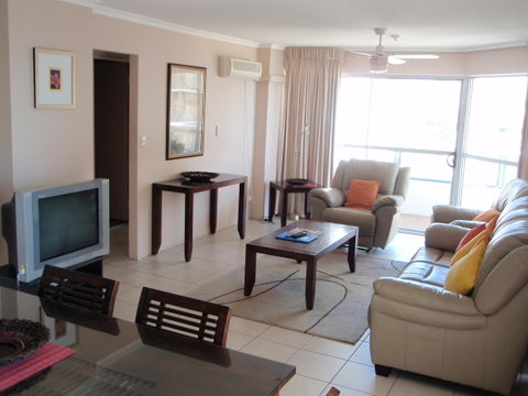Grosvenor Beachfront Apartments Surfers Paradise - Accommodation Adelaide 21