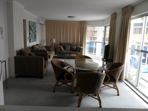 Grosvenor Beachfront Apartments Surfers Paradise - Accommodation Adelaide 23