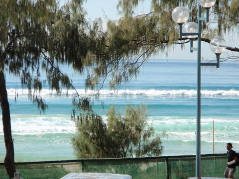 Grosvenor Beachfront Apartments Surfers Paradise - Accommodation Adelaide 11