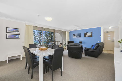 Columbia Beachfront Apartments On Rainbow Bay - Accommodation Adelaide 23