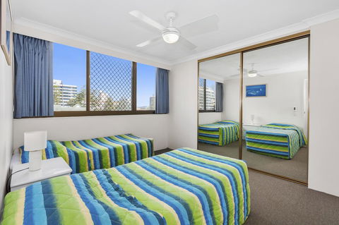 Columbia Beachfront Apartments On Rainbow Bay - Accommodation Adelaide 32