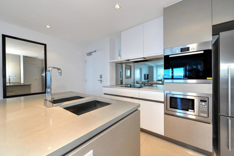 Soul Surfers Paradise - Gclr - Accommodation Adelaide 24