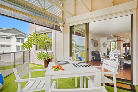 Montipora Unit 3 - In The Heart Of Airlie, Wi-fi And Netflix - Accommodation Adelaide 1