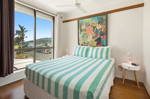 Montipora Unit 3 - In The Heart Of Airlie, Wi-fi And Netflix - Accommodation Adelaide 6