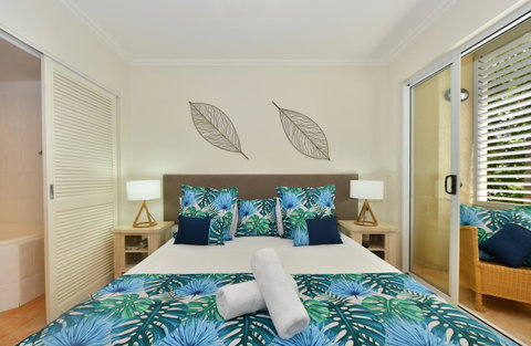 Cayman Villas Port Douglas - Accommodation Adelaide 29
