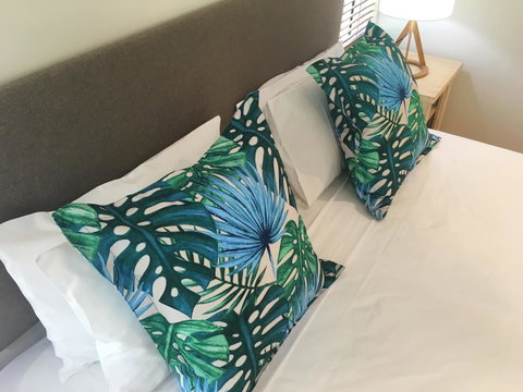 Cayman Villas Port Douglas - Accommodation Adelaide 16