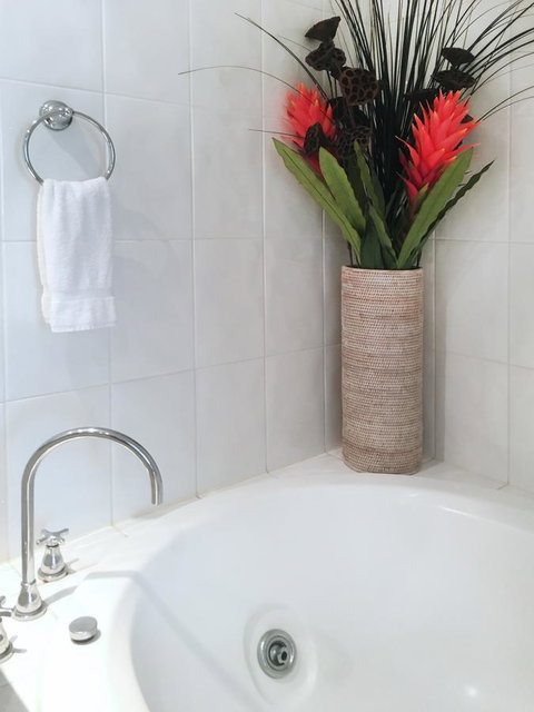Cayman Villas Port Douglas - Accommodation Adelaide 15