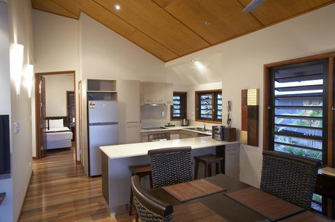 Pure Magnetic Villa 9 - Accommodation Adelaide 2