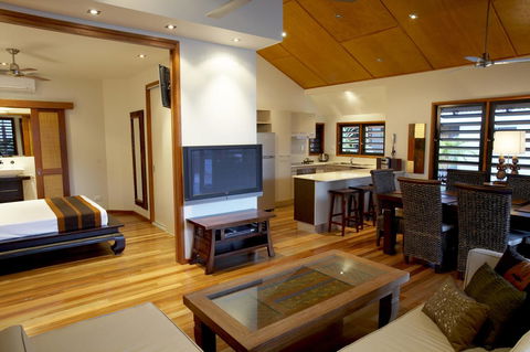 Pure Magnetic Villa 9 - Accommodation Adelaide 10