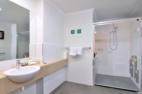 Le Cher Du Monde Adults Only - Accommodation Adelaide 9
