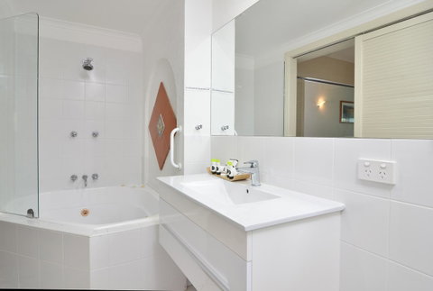 Le Cher Du Monde Adults Only - Accommodation Adelaide 19