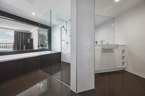 Novotel Surfers Paradise - Accommodation Adelaide 20
