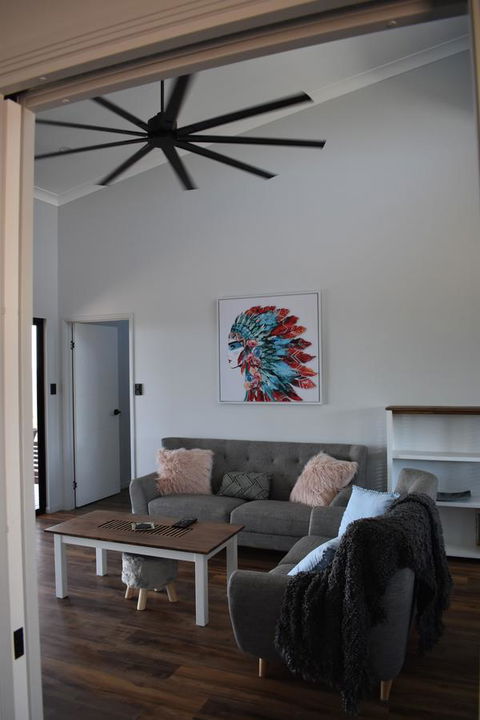 Ironbark House - Accommodation Adelaide 15