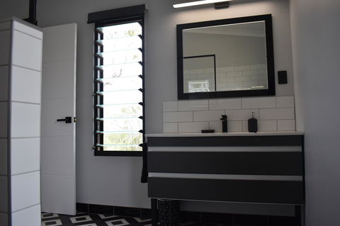 Ironbark House - Accommodation Adelaide 26