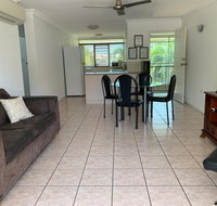 Townsville Holiday Apartments - Accommodation Adelaide