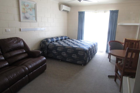 The Park Motel - Accommodation Adelaide 4
