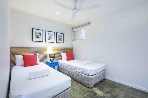 Sandbox Apartments - Accommodation Adelaide 9